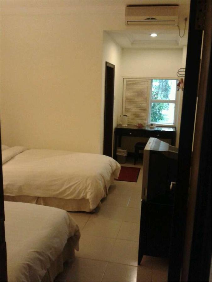 Clifford Golden Lake Hotel Foshan Exterior photo